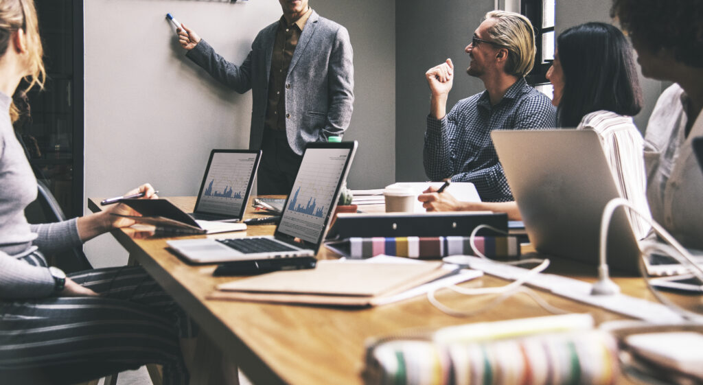 Guia de Carreira: Cursos de Pós-Graduação FEP